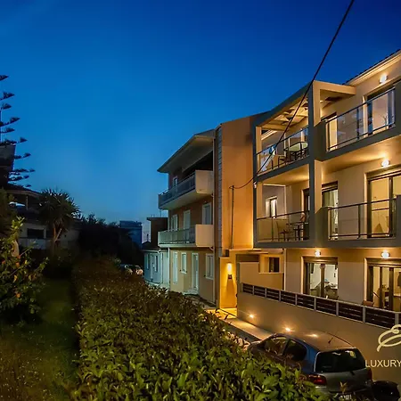 Lägenhet Emily's Luxury