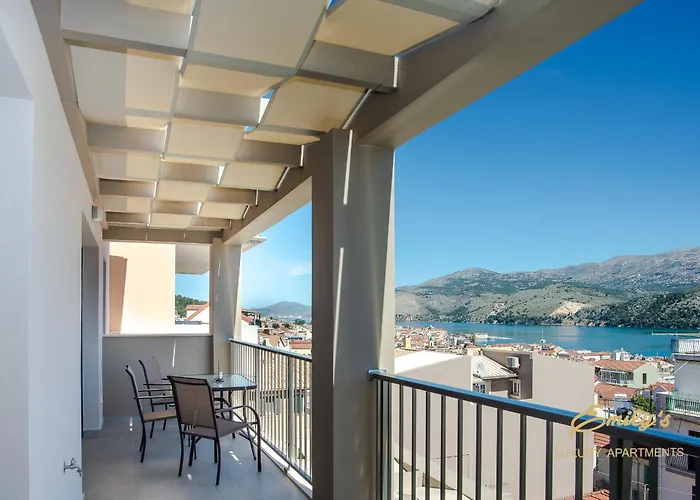 Lägenhet Emily's Luxury *