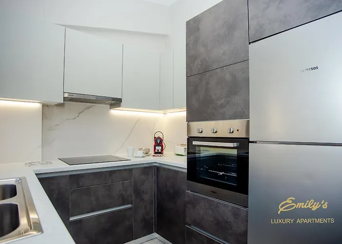 Lägenhet Emily's Luxury *