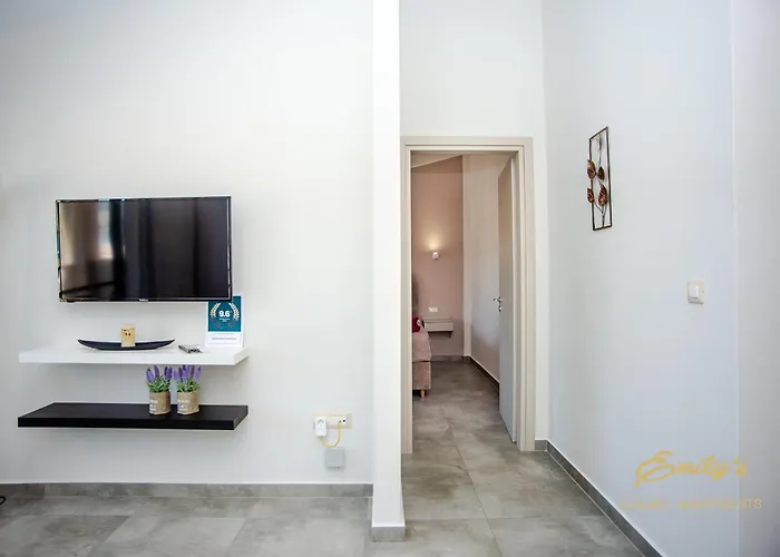 Emily's Luxury Lägenhet *