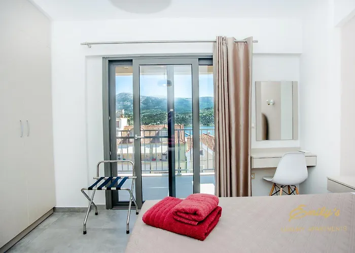 Lägenhet Emily's Luxury