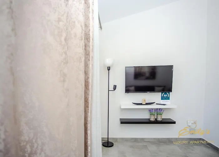 Emily's Luxury Argostoli (Kefalonia)