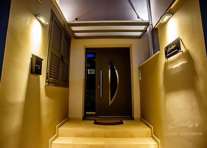 Emily's Luxury Lägenhet *