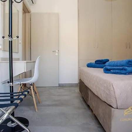 Emily's Luxury